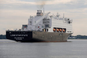 The TS LONE STAR STATE as it departs on its journey from Philadelphia to Galveston